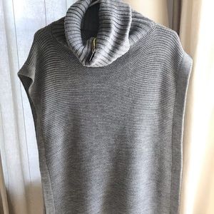 BCBG Generation High-low turtleneck poncho